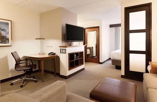 Gwinnett Place Hotel | Just What You Were Looking For! Family-friendly Unit! Near Sweet Water Park