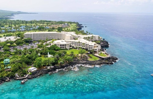 Keauhou House | Just What You Were Looking For! Pet-friendly Property, Swimming Pool, Beach