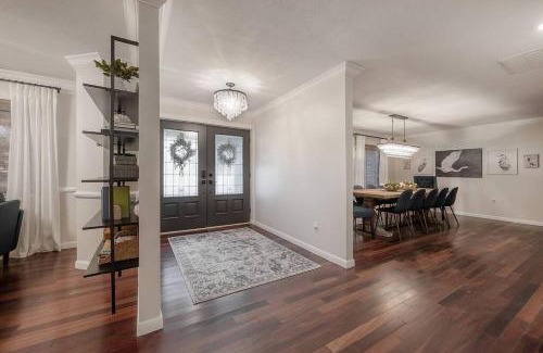 Clearwater House | Just Wow! Luxury & Huge Heated Pool & Spa Home!