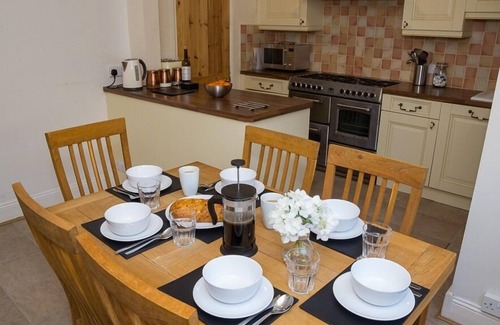 Exeter House | Jutes House Exeter