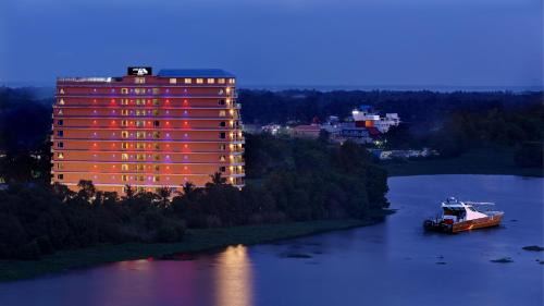 Kochi Hotel | JVK Park Hotel