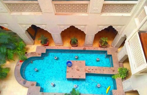 Paharganj Hotel | Jyoti Mahal A Heritage Hotel - 10Mins from New Delhi Railway station & 2Mins from Metro