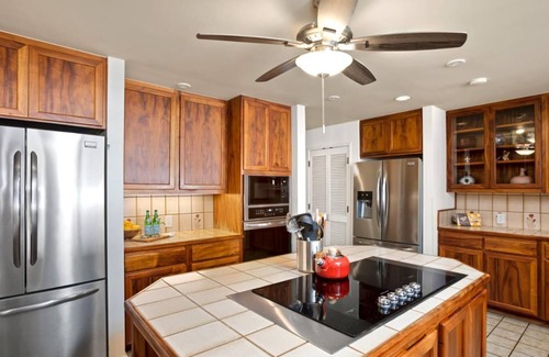 Historic Lahaina Front Street Condo | K B M Resorts: Bay-35, 5 Bedroom Ocean Front House On Baby Beach, Sleeps 10 - Steps to Water, 180 Degree Ocean Views, Sunsets, Includes Rental Car!