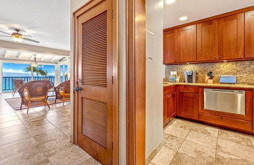 Napili Apartment | K B M Resorts: Kapalua Bay Villa Kbv-15b3, 1bedroom Beautiful Sweeping Ocean Views, L'occitane, Beach & Kid Amenities, Includes Rental Car!