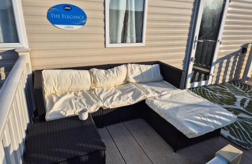 Skegness House | K & K Caravan Southview