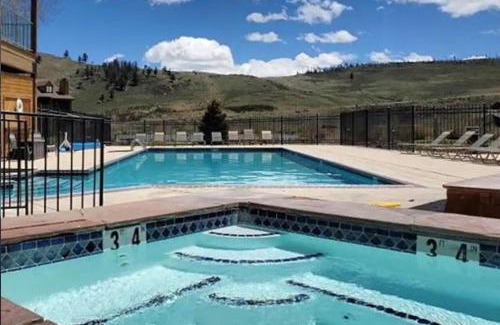 Granby Apartment | K-Suite-Mt View-Resort-Pool-Hot Tub-Near RMNP & WP