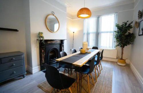 Leeds House | K Suites - Laurell Ville