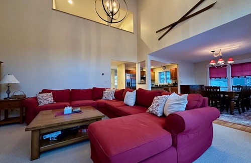 Central Vermont- Killington House | K6 Topridge Unit 30A Slopeside with Private Hot Tub