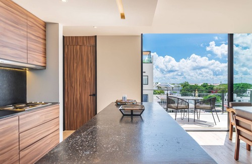 Centro Hotel | Kaab South Beach by The Spot Rentals