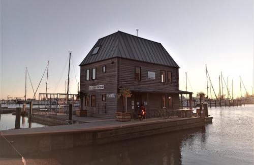 Municipality of Hoorn Bed & Breakfast | Kaap Hoorn Club Bed en Breakfast