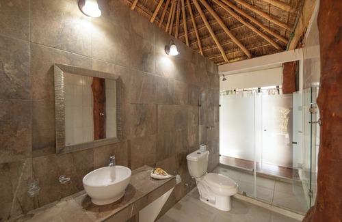 Puerto Morelos Hotel | Kabañas & Beach Club Ojo de Agua
