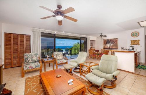 Kahaluu Bay House | Kahaluu Bay Villas 304