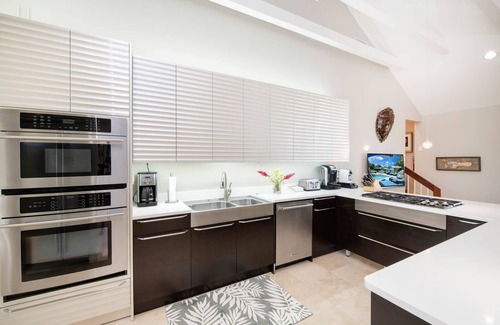 Rum Point House | Kaiku: Gated Villa w/Private Pool, Heated Spa, Jet Ski Dock + Guesthouse