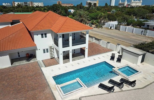 Koyari House | Kaikushi Patio Penthousenn