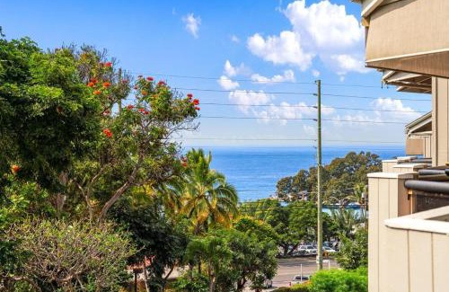 Historic Kailua Village House | Kailua Bay Resort#2-306