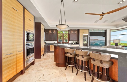 Kalama Tract House | Kailua Sands | Oceanfront Pool Retreat with Gym | Sleeps 7