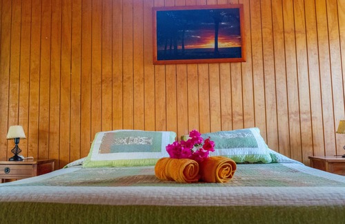 Hanga Roa Hotel | Kaimana Inn Hotel Restaurant
