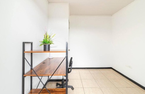 Heredia Apartment | Kajag Ent Apar Work-Tourism-Office-WIFI-Cable