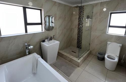 East London House | Kalashe Bed & Breakfast