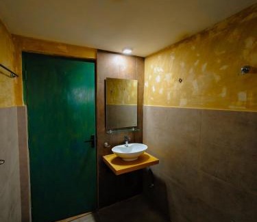Kahangama Hotel | Kalawathi Holiday Inn