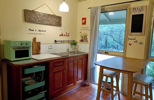 Kalimna Cottage | Kalimna Woods Cottages