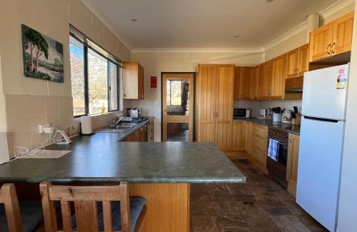 Hill Top House | Kalkite Park Homestead