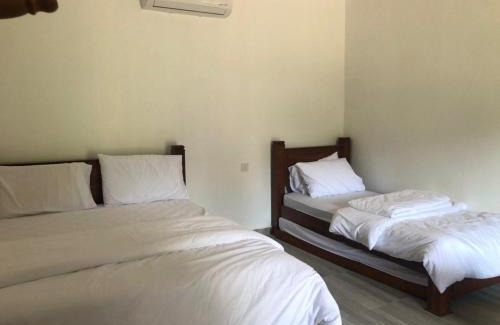 Chukai House | Kalong Bay Homestay Villa Jasmine