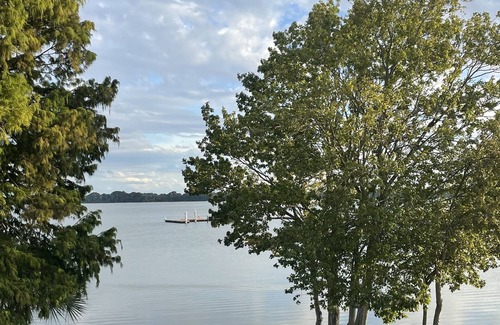 Tavares Condo | Kalua Lake Loft - NEW! 1 Bedroom/1.5 Bath Overlooking Lake Dora