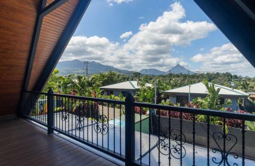 Penas Blancas Ski Chalet | Kaluma Poas Farmstay A-frame Chalet