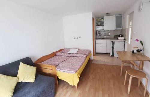 Balatonszemes Apartment | Kaméleon Apartmanház EV töltéssel