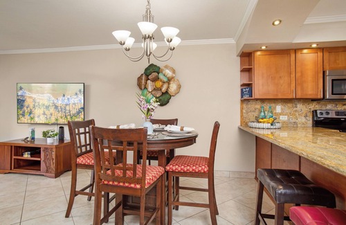 Kihei Apartment | Kamaole Sands Condos Close to Beach with Parking
