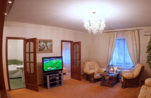 Shevchenkivs'kyi District Hotel | Kamelot