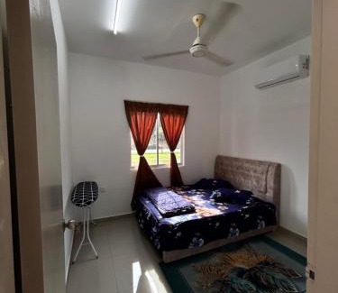 Durian Tunggal House | Kampung Boi Homestay