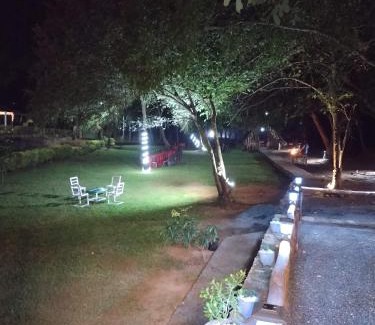 Dambulla Bed & Breakfast | Kandalama Boralukande Villa