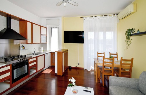 Lambrate Apartment | Kandinsky House | 10 minutes from Linate airport
