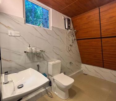 Gomagoda Resort | Kandy Little White House Cabanas