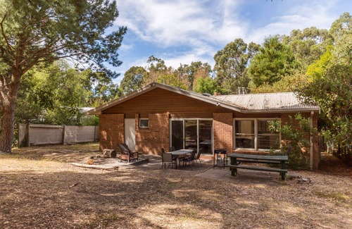 Halls Gap House | Kangaroo Guest House