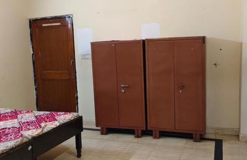 Noida Hotel | Kanha ji Hotel
