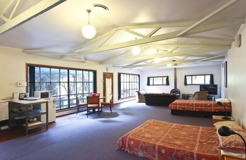 Blackheath Cabin | Kanimbla View Clifftop Retreat
