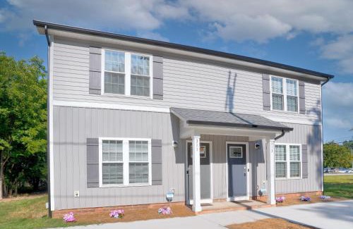 Kannapolis House | Kannapolis Excellent Sleep Experience - Pet Friendly