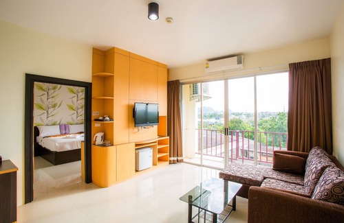 Ban Tai Hotel | Kanokan Hotel