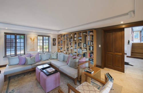 Knysna House | Kanonkop Guest House