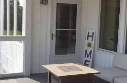 Shawnee House | Kansas City Made