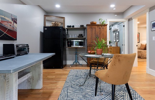 Historic Montford Apartment | Kanuga Suite Live Like a Local in Downtown Asheville