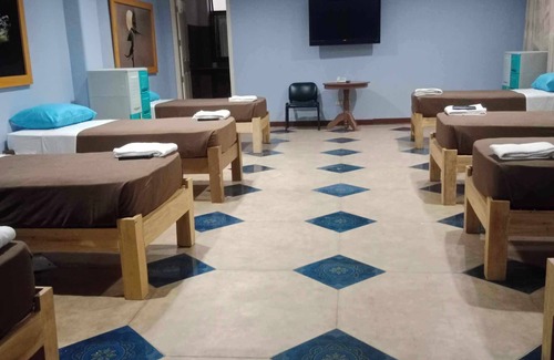 Roxas City Hotel | Kapis Mansions Hotel