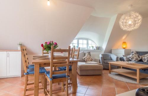 Wiek Apartment | Kapitänshaus Kittler - Sehnsucht - FeWo 1OG - DG