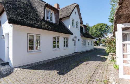 Oldsum House | Kapitänshaus West