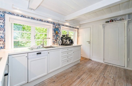Westerland House | Kapitänshuis - Captain's house on Sylt with garden, terrace and comfortable