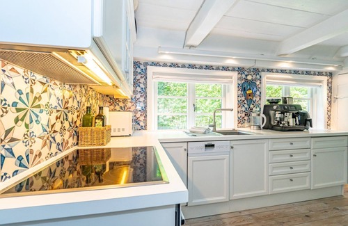 Westerland House | Kapitänshuis - Captain's house on Sylt with garden, terrace and comfortable