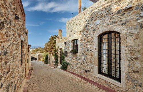 Koutouloufari Apartment | Kaptara Premium Guest House with sharing Jaccuzi -Part of Kaptara Villa complex